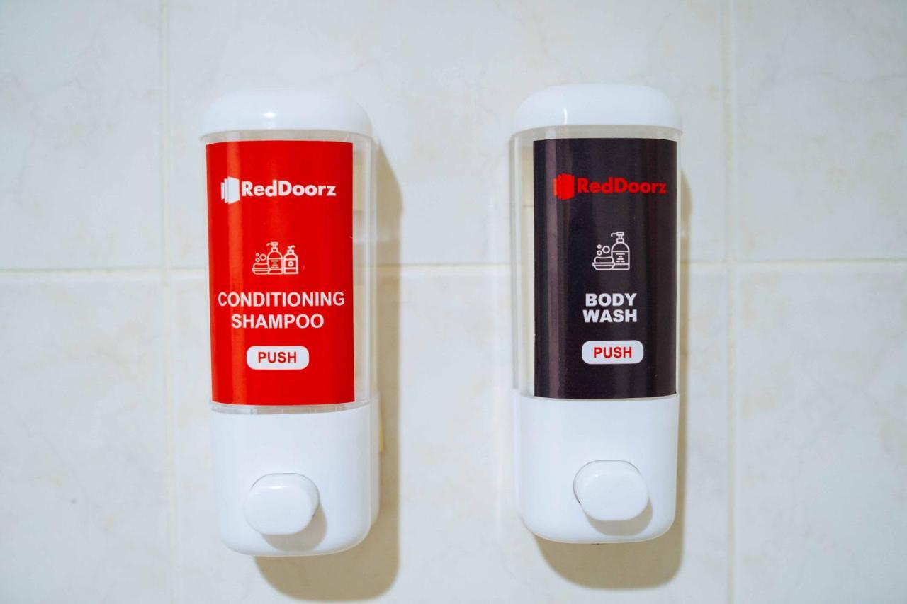 Reddoorz Premium @ Korea Town Angeles City Bagian luar foto